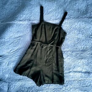 Black Sleeveless Romper with Pockets Size S:Small -Adjustable, Old Navy,Jumpsuit